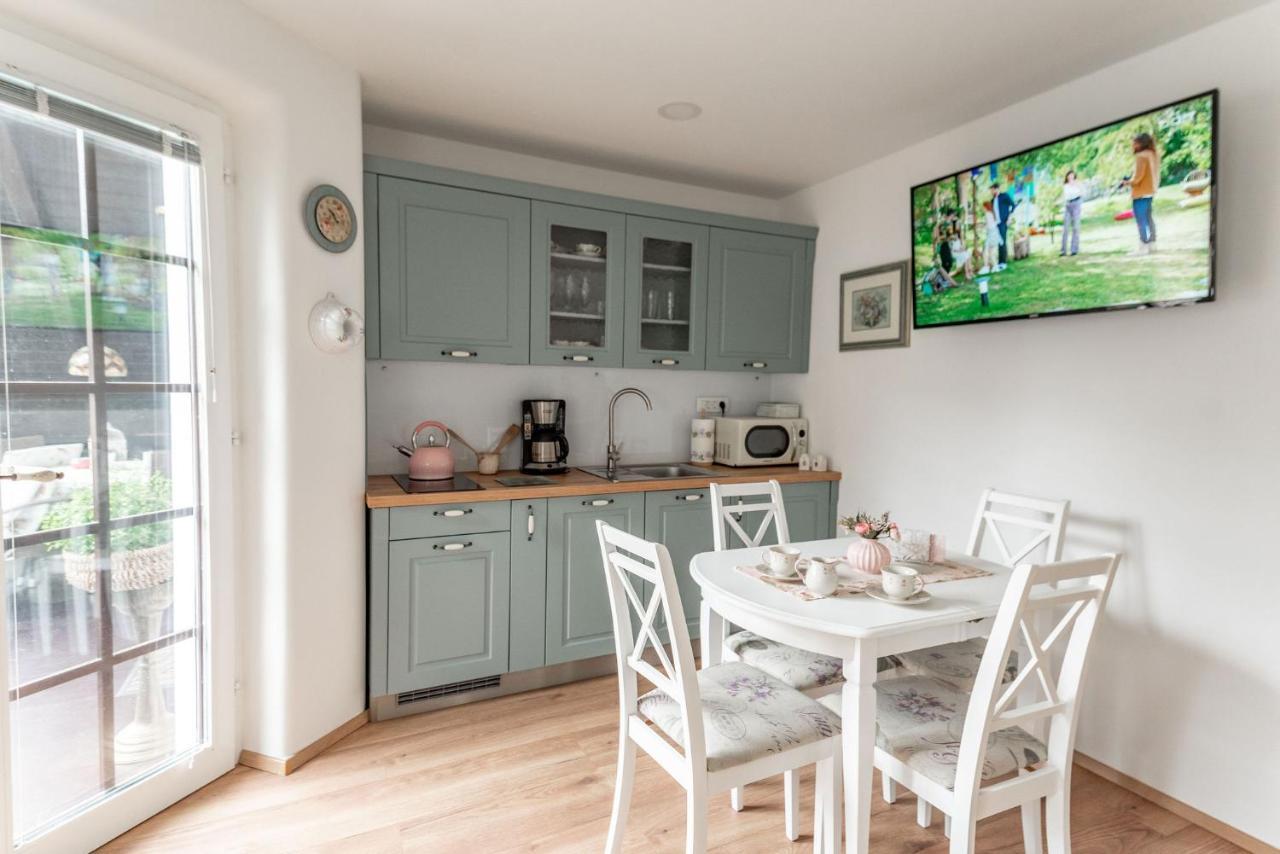 Apartmaji Urska Laško Exterior foto